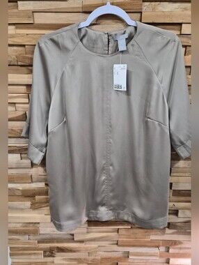 H&M Women's Short-Sleeve Blouse - Size M - New With Tags